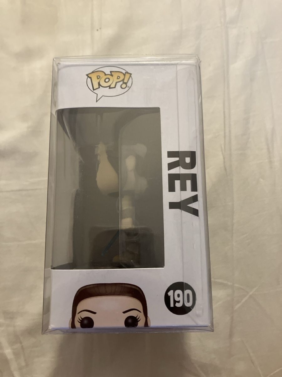 Funko Statuette: Funko Pop, Rey, Star Wars, 190 – Nuovo e nell'imballaggio originale da Rochefort venduto da ise_c7lc 1