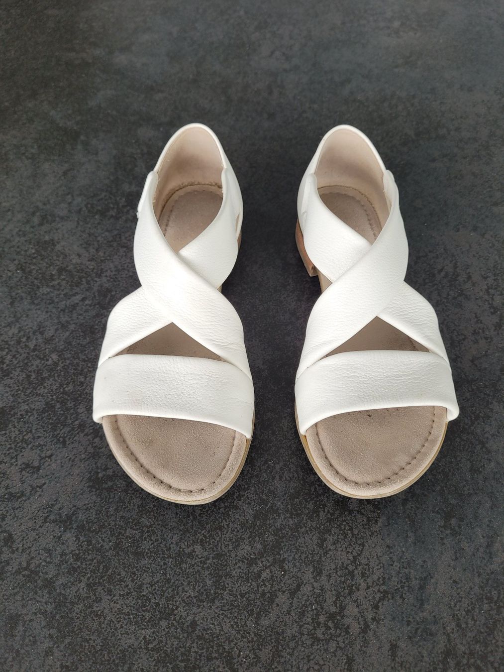 Gabor Scarpe da donna: Gabor Sandalen weiss – Usato da Seengen venduto da JolNied