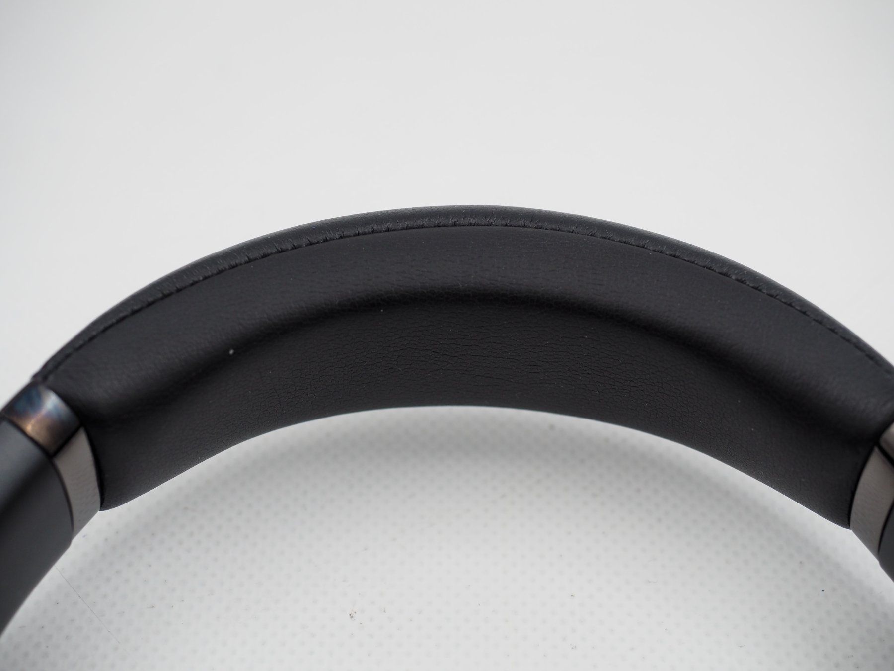 JBL Cuffie: JBL Tour One M2 Bluetooth Kopfhörer (26080702) – Usato da Zürich venduto da fundsachenverkauf 4