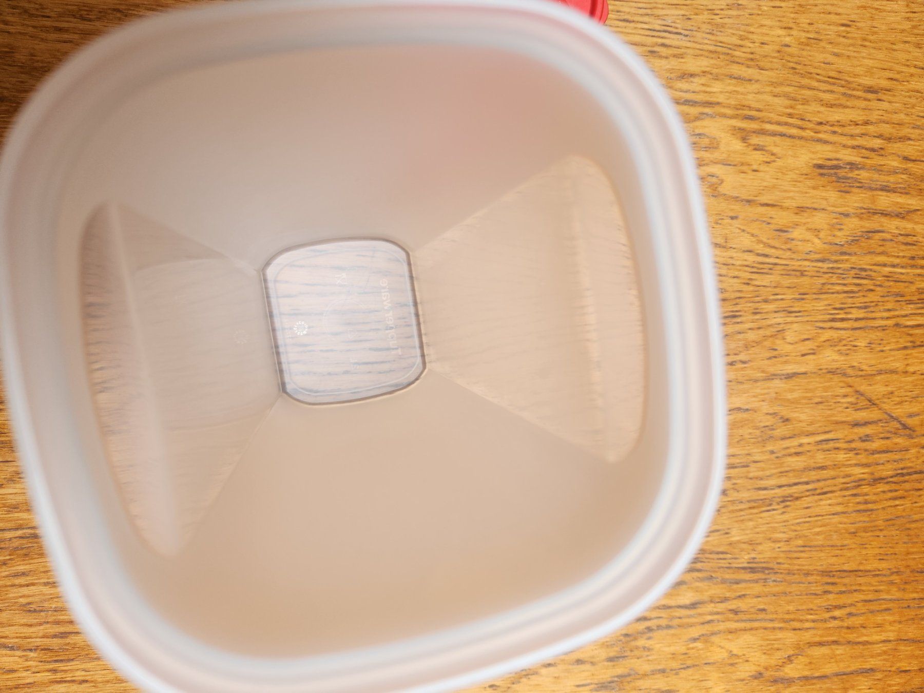 Tupperware Contenitori & Simili: Tupperware Slim Krug Rot 2L – Nuovo (secondo la descrizione) da Gstaad venduto da Kuhstall-2026 5
