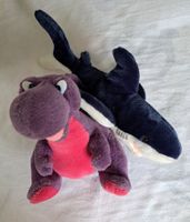 2 Plüschtiere Hai und Dino