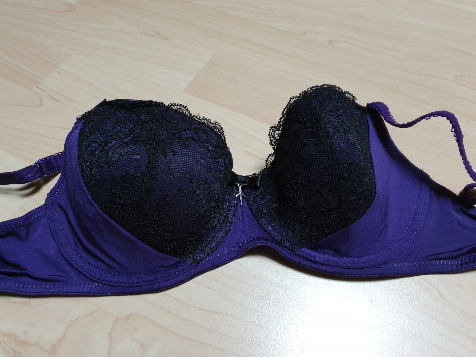 Sonstige Unterwäsche: BH Grösse 75C – Gebraucht aus Reutigen von Easy0807