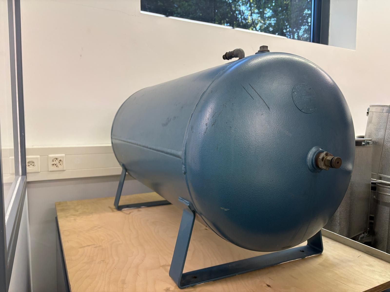 Compressori: Schallisolierter Luftdruckkompresor – Usato da Greifensee venduto da sonnenblume1981 7