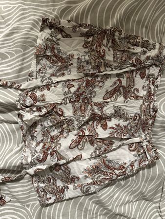 Top mit Paisley Muster Grösse 40 guter Zustand