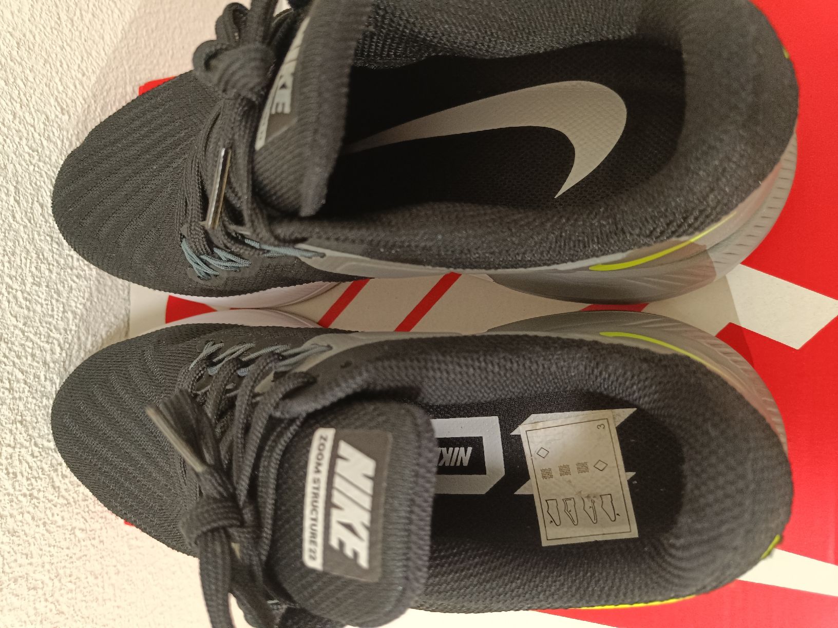 Nike Scarpe da uomo: NEUE Nike Zoom Structure 22 – Nuovo e nell'imballaggio originale da Dietikon venduto da Sunriseplace1010 2
