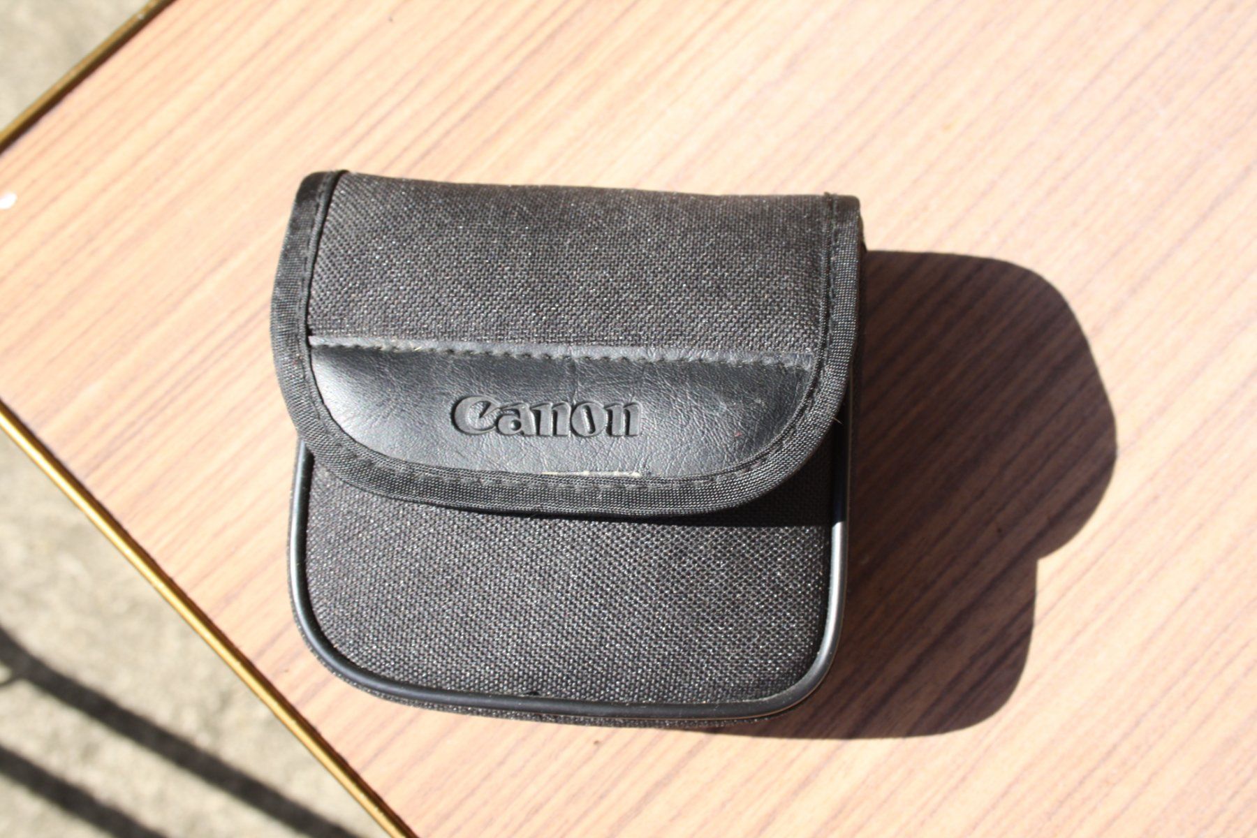 Canon Feldstecher: CANON FERNGLAS FELDSTECHER  8X22 – Gebraucht aus Wauwil von Pneuedy 8