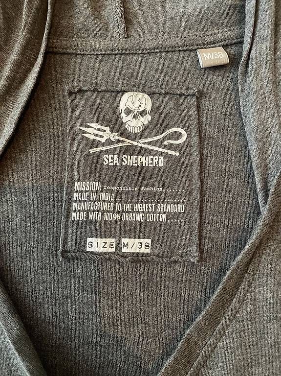 T-shirt: Sea Shepherd – Usato da Landquart venduto da Danni77 2