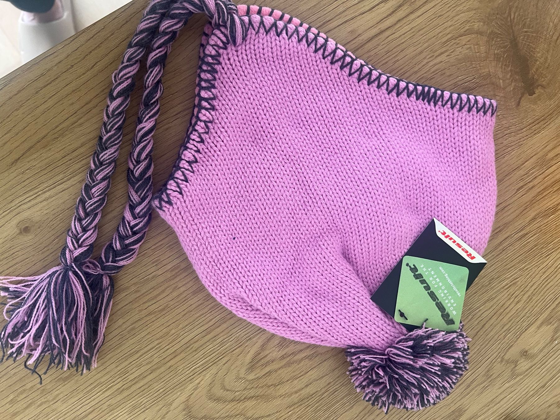 Autres vêtements fille: Kappe neu one size result – Neuf avec emballage d'origine à Triesen par Yellow1818