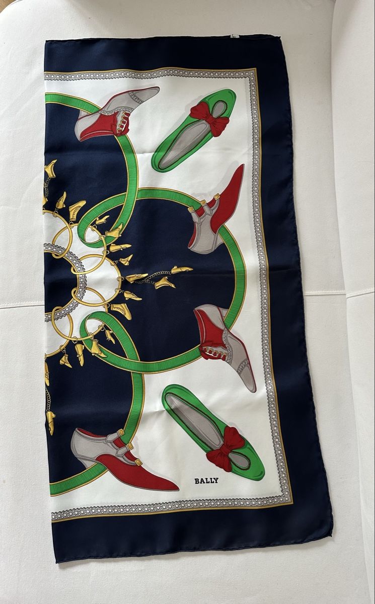Bally Foulard & Sciarpe: BALLY Seidenschal 100% Seide – Usato da Zollikon venduto da _M65_
