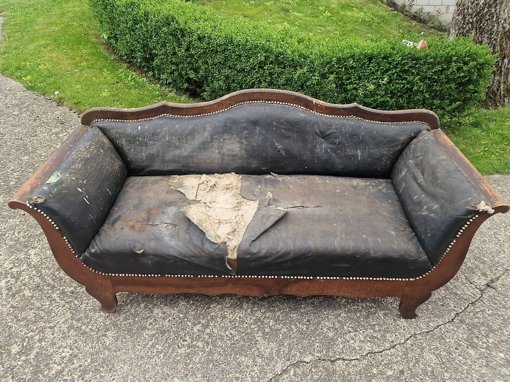 Divani: Altes Sofa – Usato da Schüpfheim venduto da Cosama
