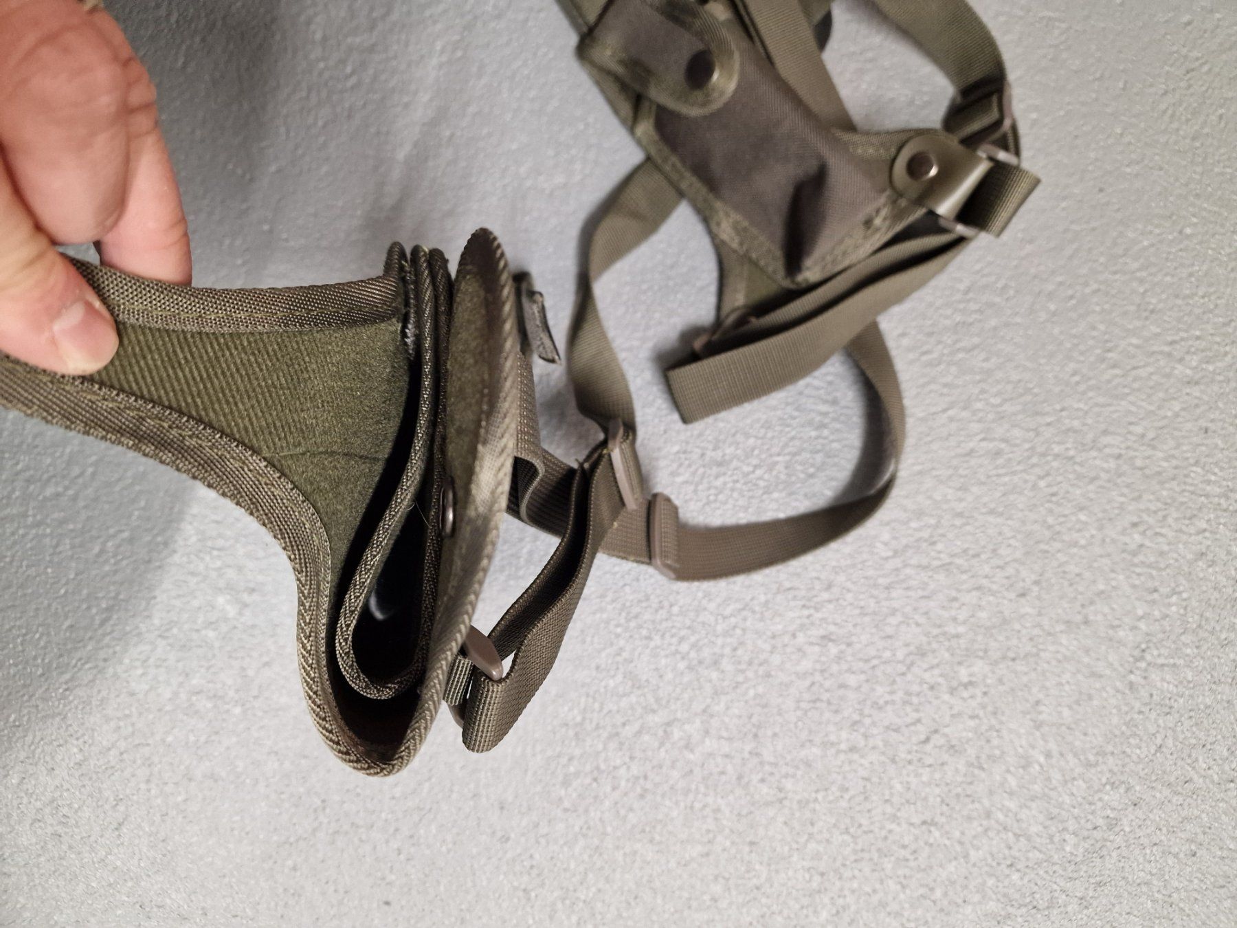 Tiro a segno: Schulterholster Pistole Armee – Usato da Villmergen venduto da Markus_Selina_Store 1