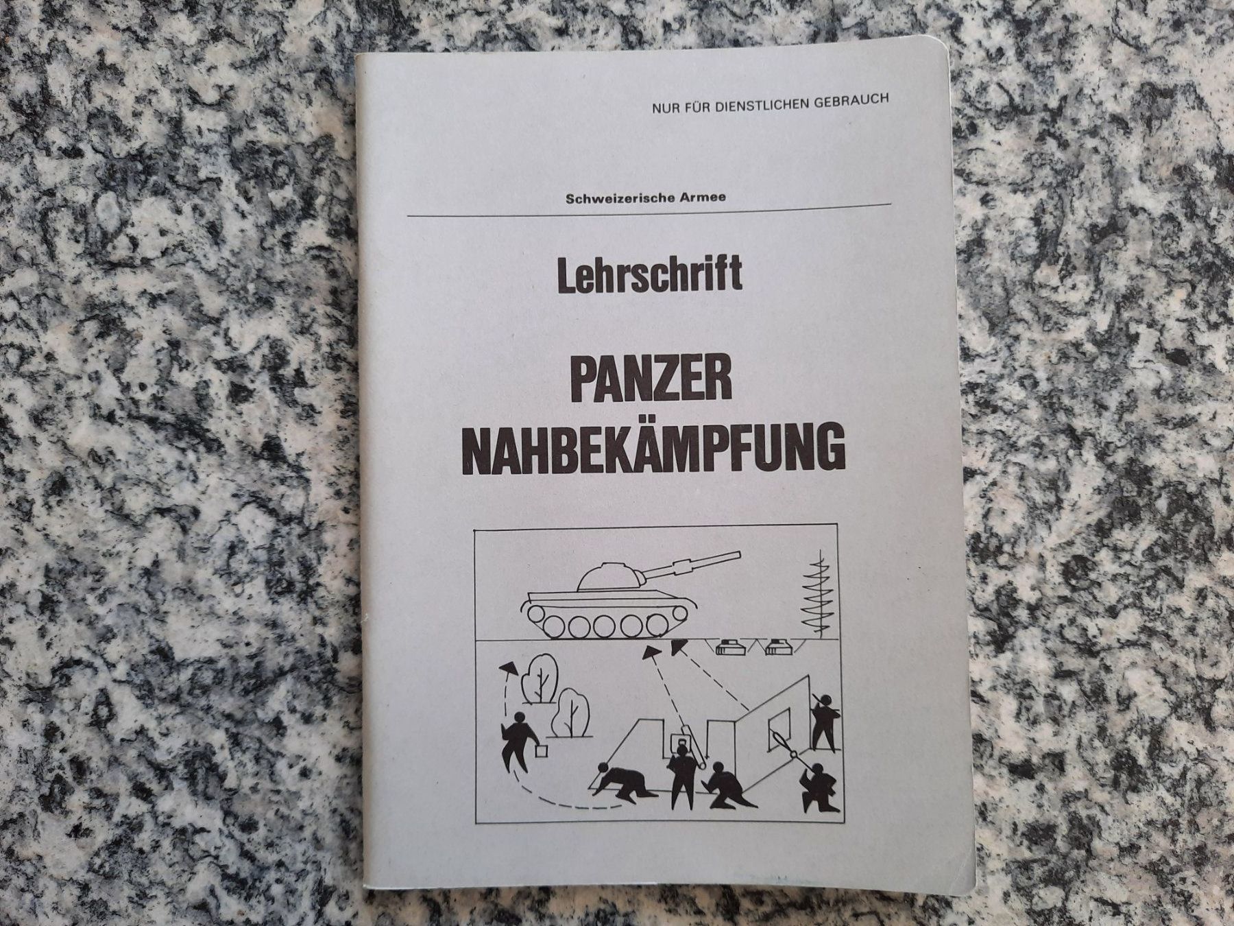 Libri: Lehrschrift Panzer Nahbekämpfung – Usato da Ruswil venduto da Sammlergeist