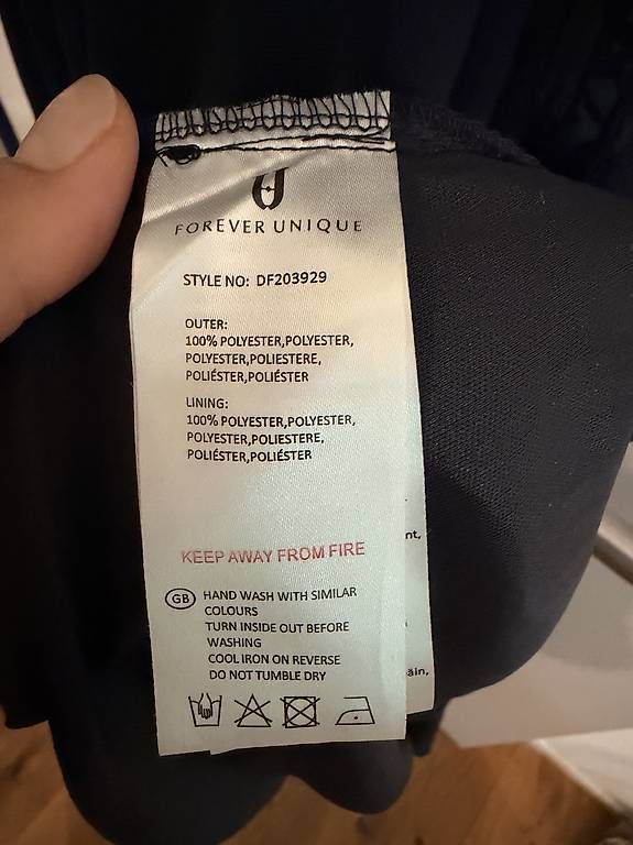 Kleider: Kleid Forever Unique – Gebraucht aus Adligenswil von TST04 3