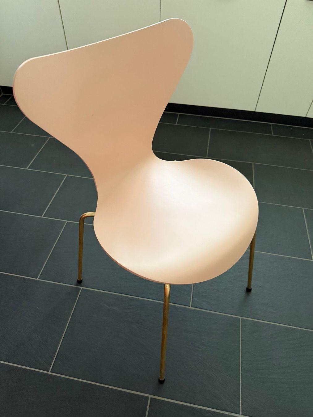 Fritz Hansen Sedie: Stuhl 3107 Sonderedition – Usato da Dättwil AG venduto da AnDani2.