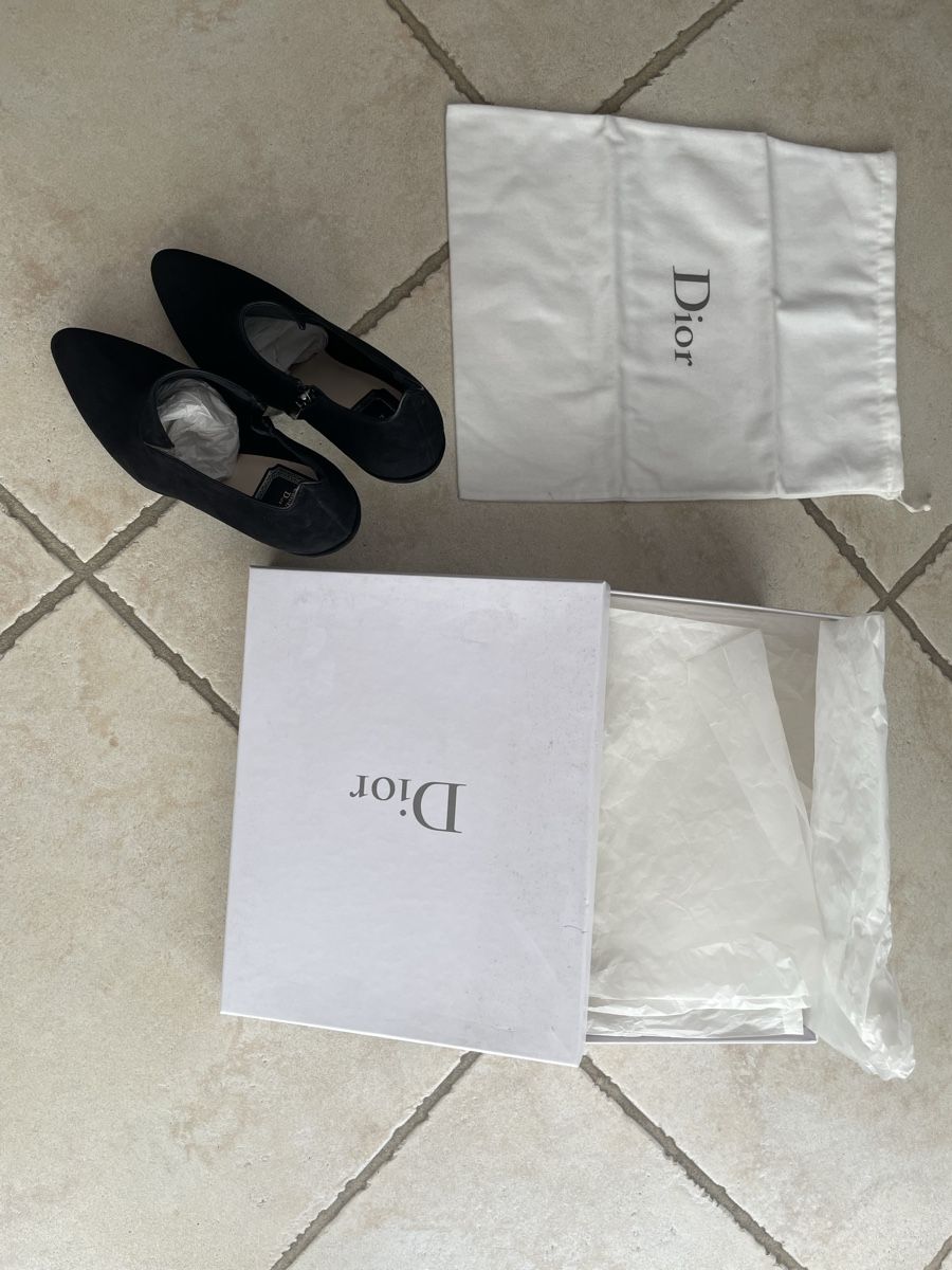 Dior Scarpe da donna: Bottines Dior en daim noir T 38 – Nuovo (secondo la descrizione) da Coppet venduto da Len007 4