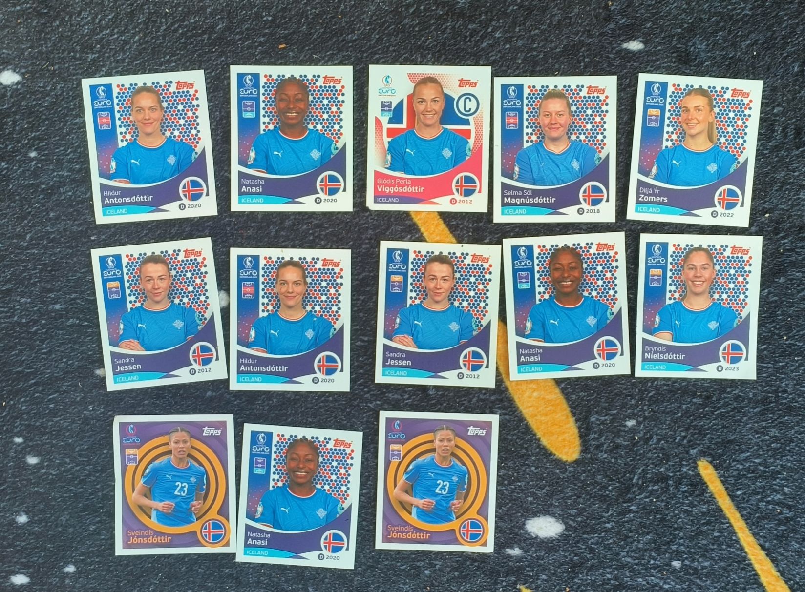 Topps Sammelbilder & Trading cards: Topps Womans Euro 2025 Island – Gebraucht aus Zürich von Pryter