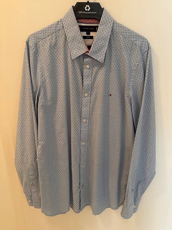 Tommy Hilfiger Camicie: Chemise neuve Tommy Hilfiger L – Nuovo (secondo la descrizione) da Chêne-Bougeries venduto da Luke17