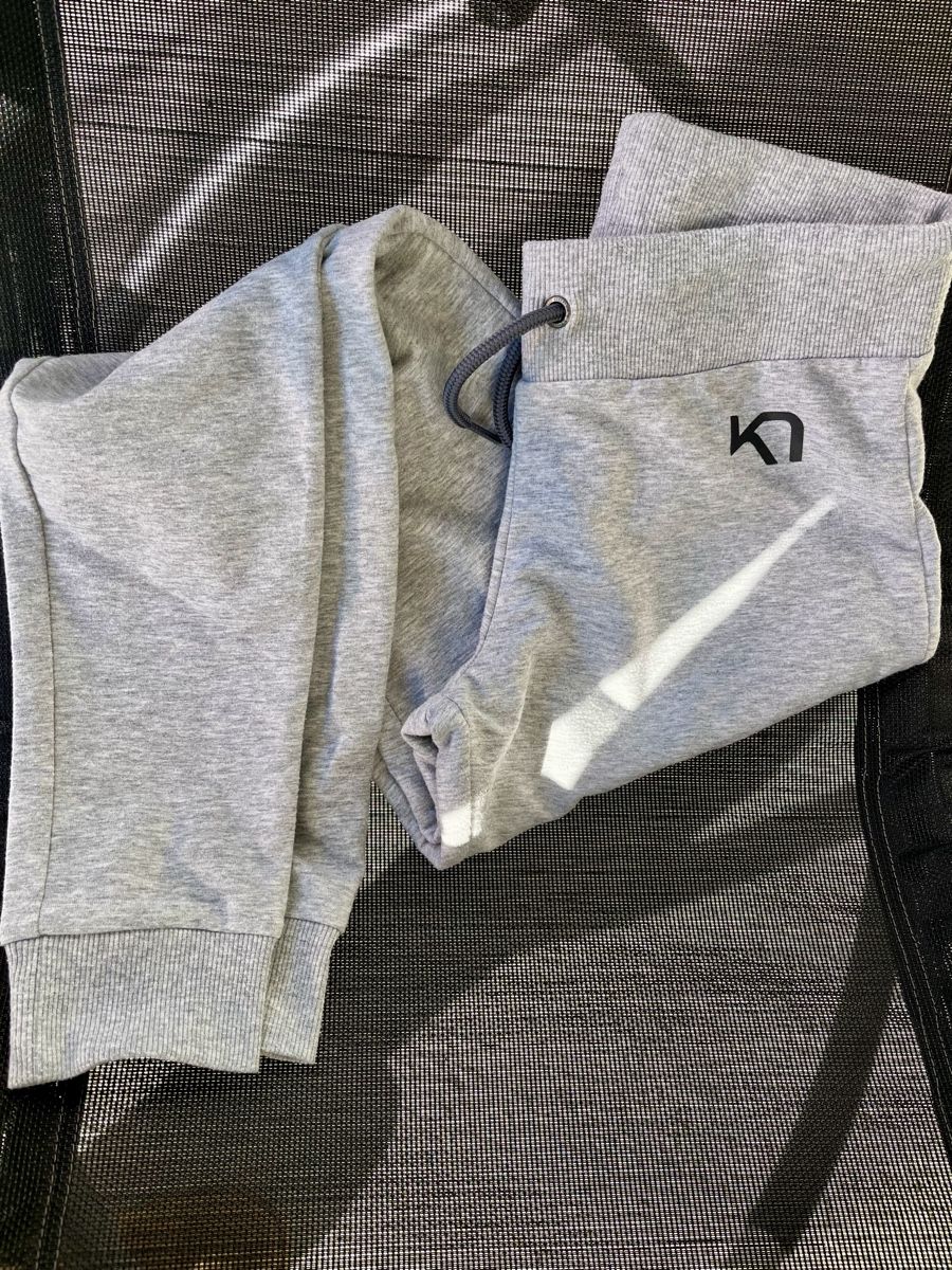 Maglioni & Felpe: Kari Traa Trainer Sport hell grau – Usato da Schiers venduto da freude07 4