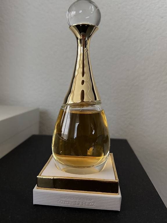 Parfum & Eau de Toilette: Parfume Dior J'adore "L'or"  – Gebraucht aus Bleienbach von Chi_Cari