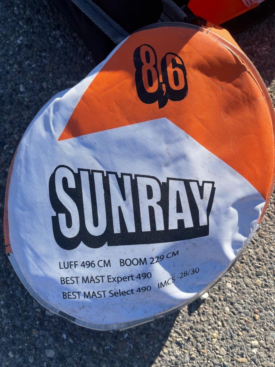 Surf: Gunsails Sunray 8.6m Segel – Usato da Fällanden venduto da Mistral018 1