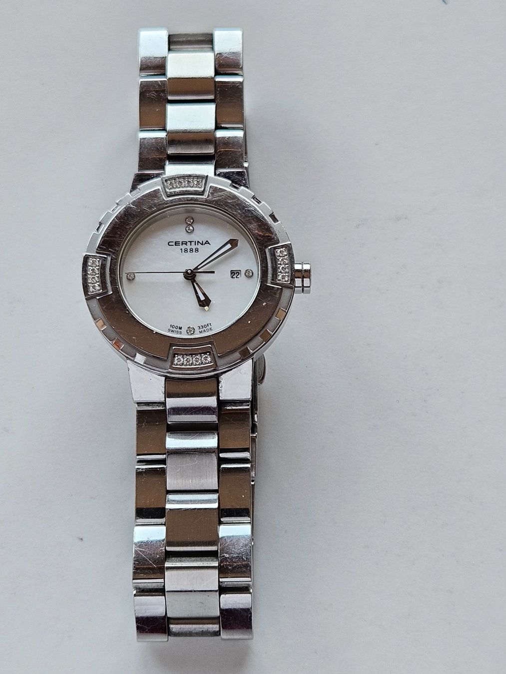 Certina Orologi: 223 Certina Date Perlmutt Quartz Damenuhr – Usato da Berikon venduto da mmm21 4