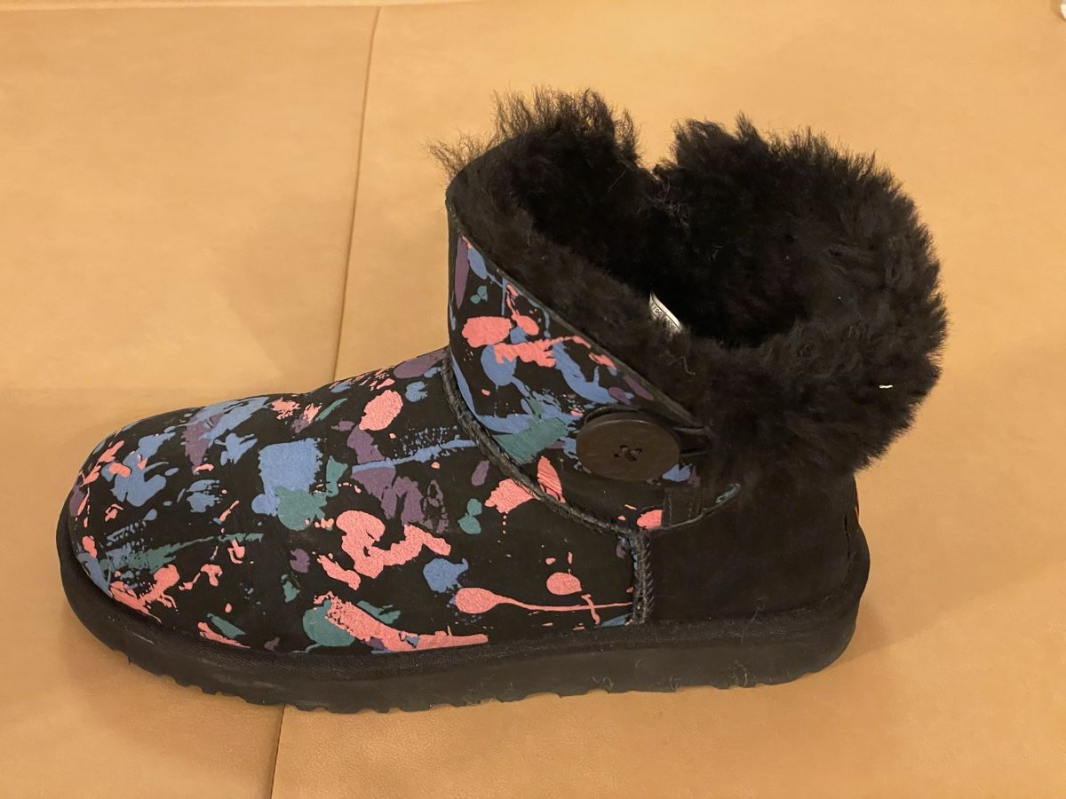 Ugg Scarpe da donna: original mini UGG Boots, gesprenkelt, Gr.39, schwarz – Nuovo (secondo la descrizione) da Corcelles NE venduto da gingerbrain 2