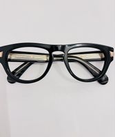 LUNETTES DE VUE de Gucci - Monture noire élégante, unisex!