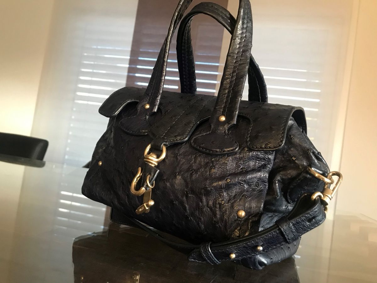 Bally Taschen für Damen: Tasche Bally Madrielle Shoulder Bag – Gebraucht aus Bolken von viv_52qx