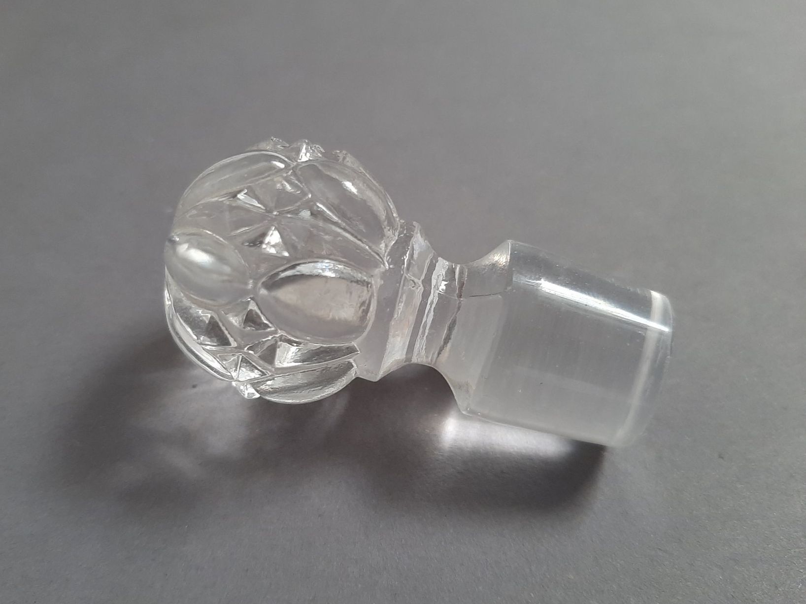 Caraffe: Glaskaraffe mit Stöpsel, vintage – Usato da St. Gallen venduto da mimikrya 2
