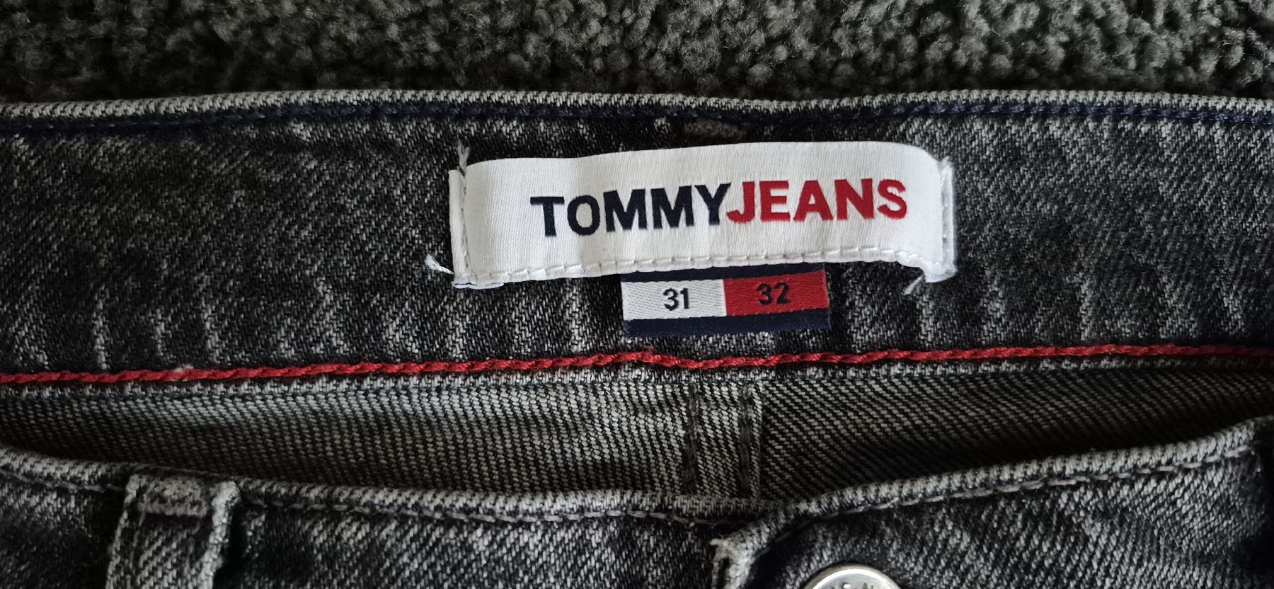 Tommy Hilfiger Jeans: Tommy Jeans.Gr.31 – Nuovo (secondo la descrizione) da Rodersdorf venduto da dane083 2