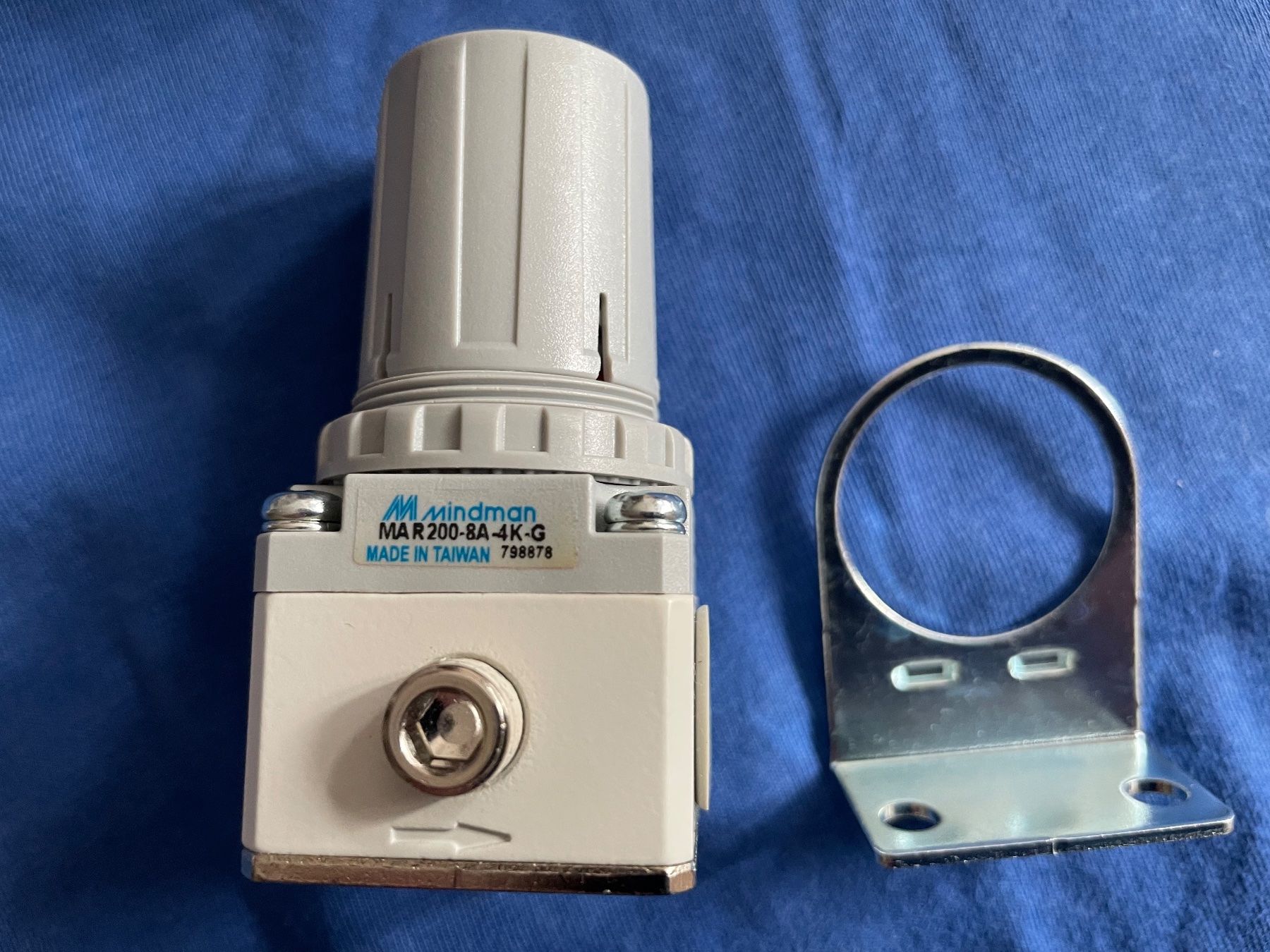 Componenti elettronici: Mindman pneumatik regulator MAR200 – Usato da kehrsatz venduto da joco02 1