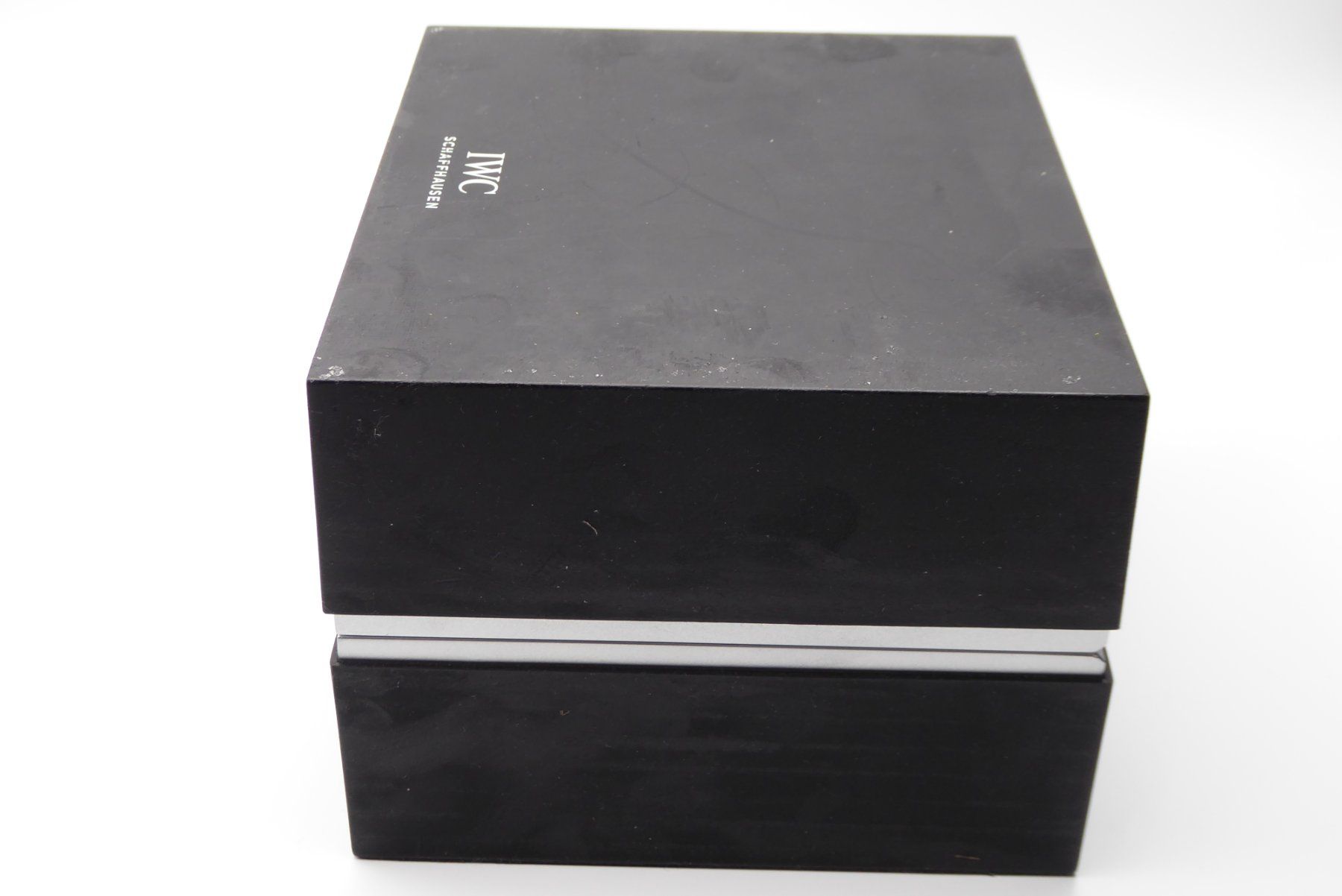 IWC Scatole porta orologi: IWC Schaffhausen box for watch – Usato da Geneve venduto da adr_xk6n 1