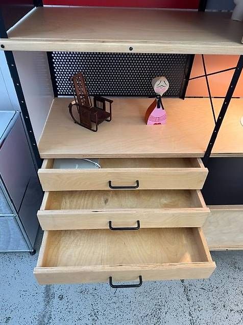 Vitra Scaffali: Vitra Eames Storage Unit ESU Bookcase – Usato da Zollikofen venduto da OberliAG 3