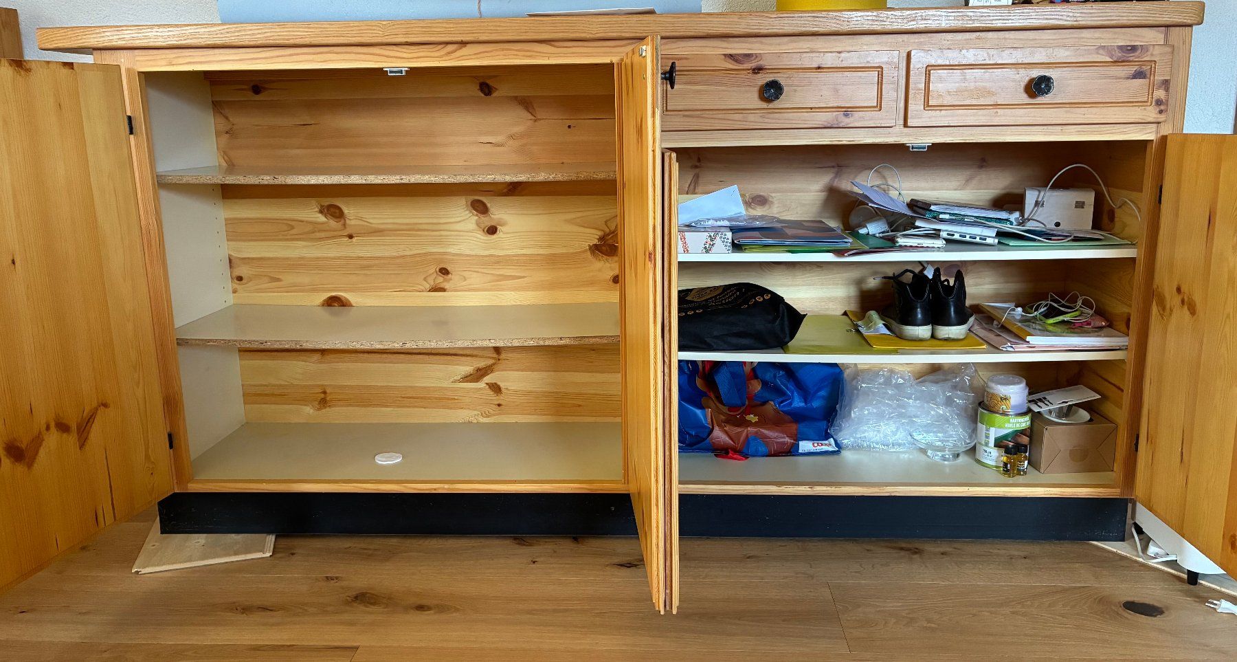 Credenze: Buffet / sideboard en bois – Usato da Lausanne venduto da celinista 1