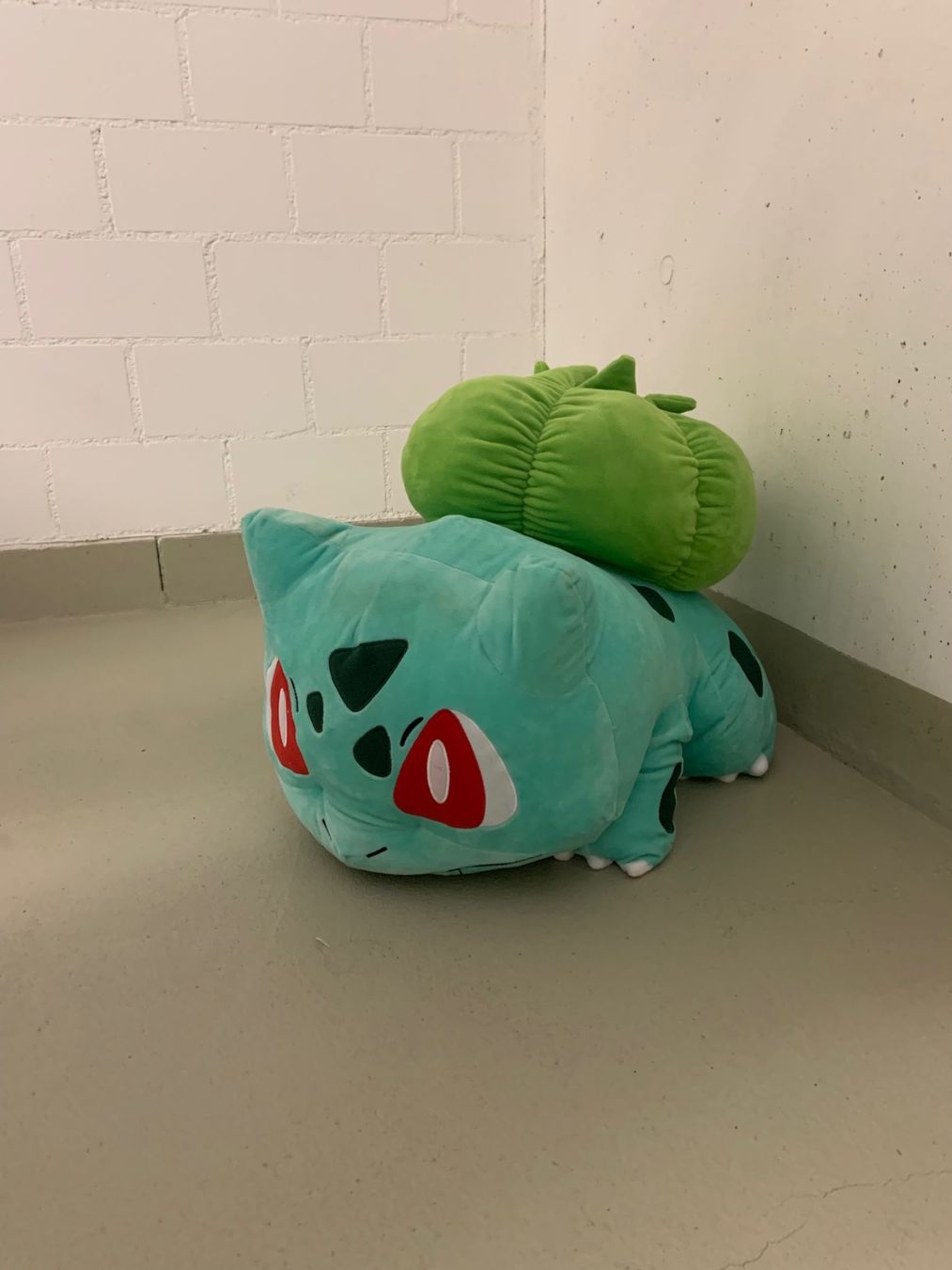 Pokémon Jouets: Pokemon Bisasam Stofftier gross – D'occasion à Neftenbach par assla13