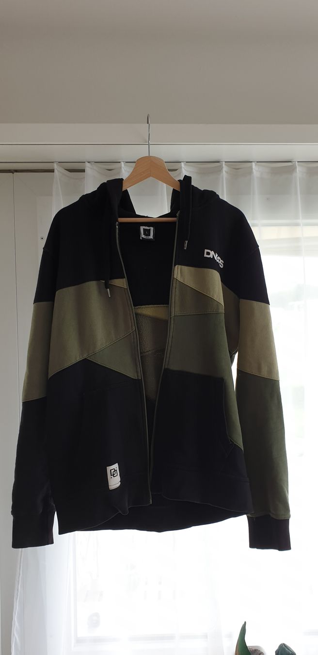 Giacche: kapuzenjacke grösse L Dngrs – Usato da Richterswil venduto da Bardock0124 1