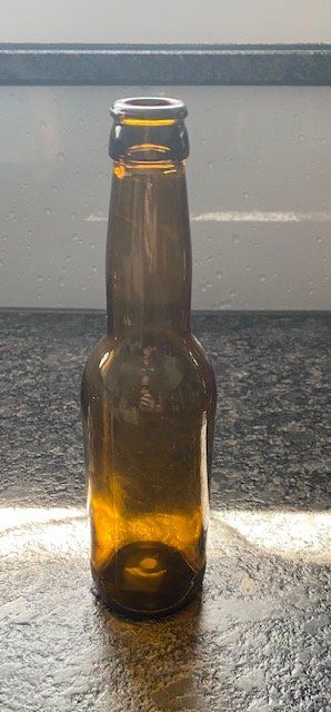 Gläser, Krüge & Flaschen: Bierflaschen – Neu (gemäss Beschreibung) aus Bremgarten b. Bern von abk-enterprise
