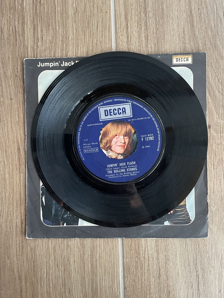 Dischi in vinile: Rolling Stones - 45 tours - Jumpin' Jack Flash – Usato da Lonay venduto da ju-71 5