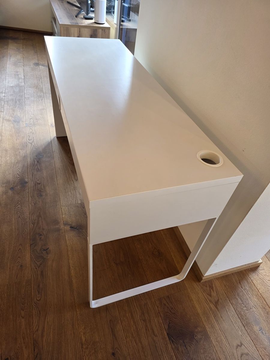 Ikea Schreibtische: Schreibtisch weiss mit Schubladen  – Gebraucht aus Oberentfelden von rom_tg9s 2