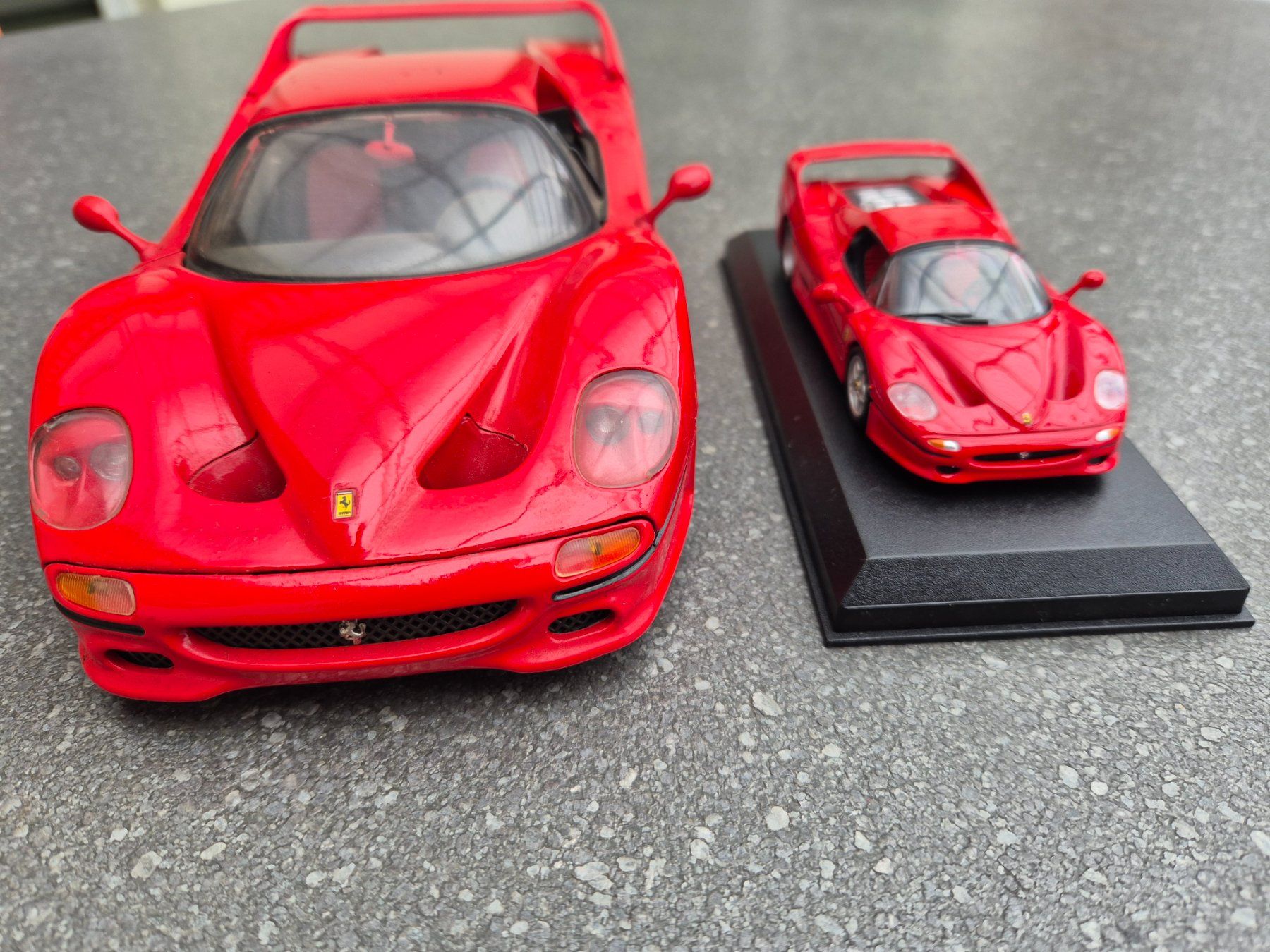 Ferrari Modellautos: Ferrari F50 – Gebraucht aus Oberbuchsiten von  5