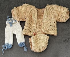 Puppenkleider Wolle gehäkelt 3 Teile