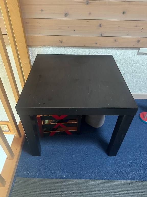 Tavoli: Table basse en bois noire – Usato da Corcelles-Payerne venduto da ano_rhf8