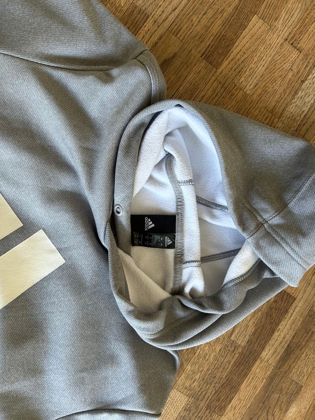 Adidas Maglioni & Felpe: Adidas Kapuzenpullover grau Damen Gr. S – Usato da Bern venduto da arwori 1