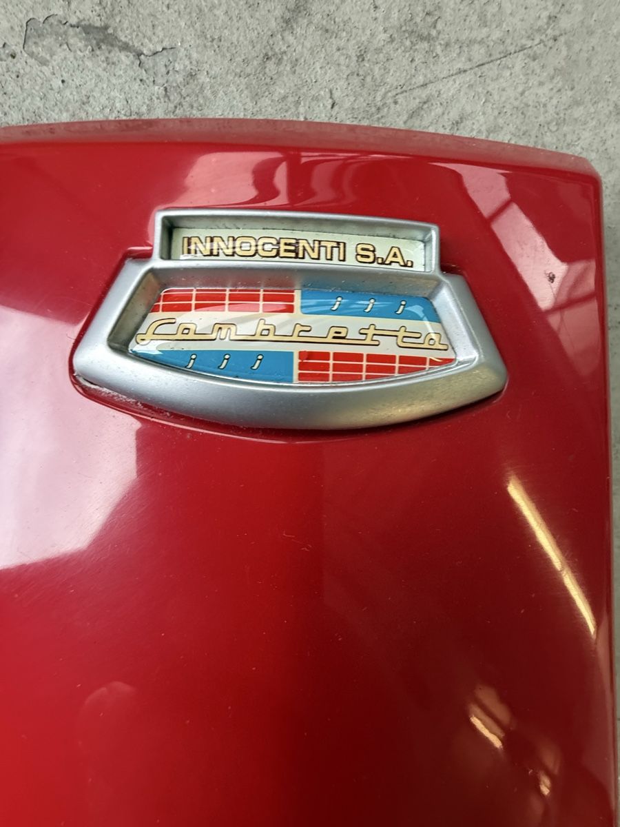 Lambretta Tutti pezzi di ricambio per scooter: Lambretta Verkleidung , Rot – Usato da Buochs venduto da 18-84