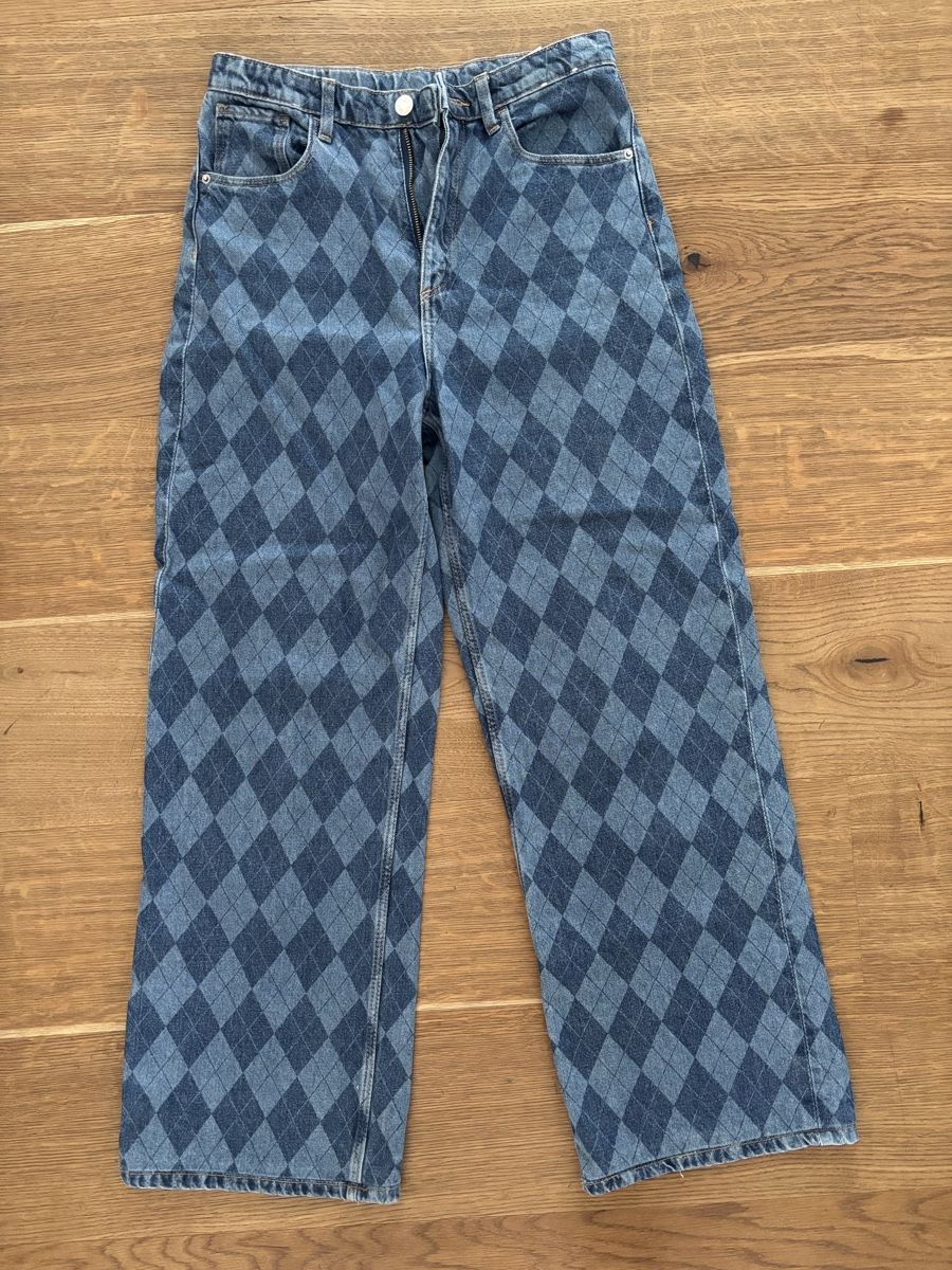 H&M Pantaloni: H&M Jeans kariert – Usato da Würenlos venduto da Ashley24
