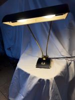Eileen Gray Tischlampe