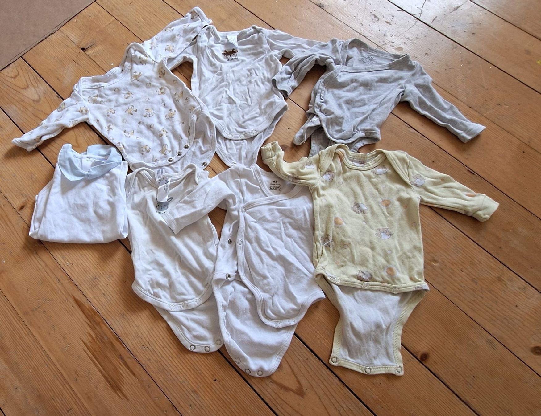 Ensembles coordonnés: Diverse Langarm Bodies Gr. 50/56 – D'occasion à Bern par _finnjagfe_ 2