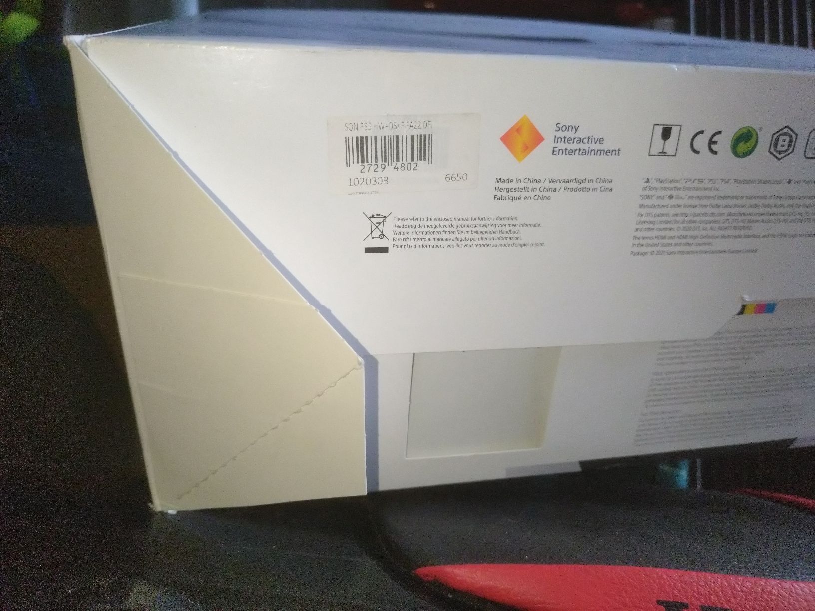 Sony Console: Box pour Playstation 5 PS5 (PAS DE CONSOLE) – Usato da Farvagny-le-Grand venduto da LaCaverne 4