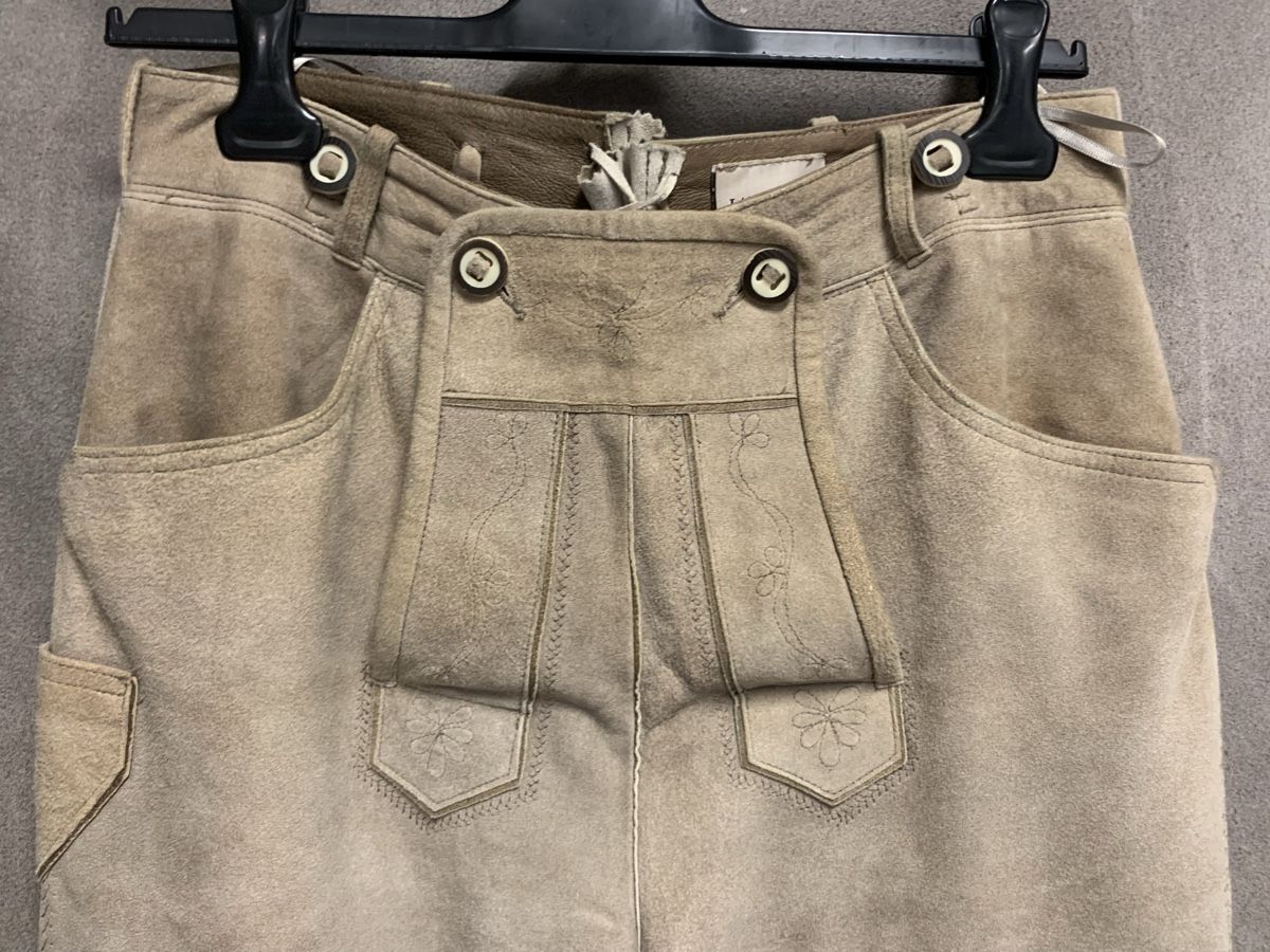 C&A Hosen: Lederhosen Damen 40 – Gebraucht aus Unterseen von jpowers1971 1