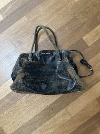 Miu Miu Handtasche schwarz Leder Zustand gebraucht
